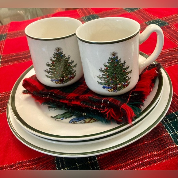 Cuthbertson Christmas Tree Cake & Coffee Set - Picture 1 of 11